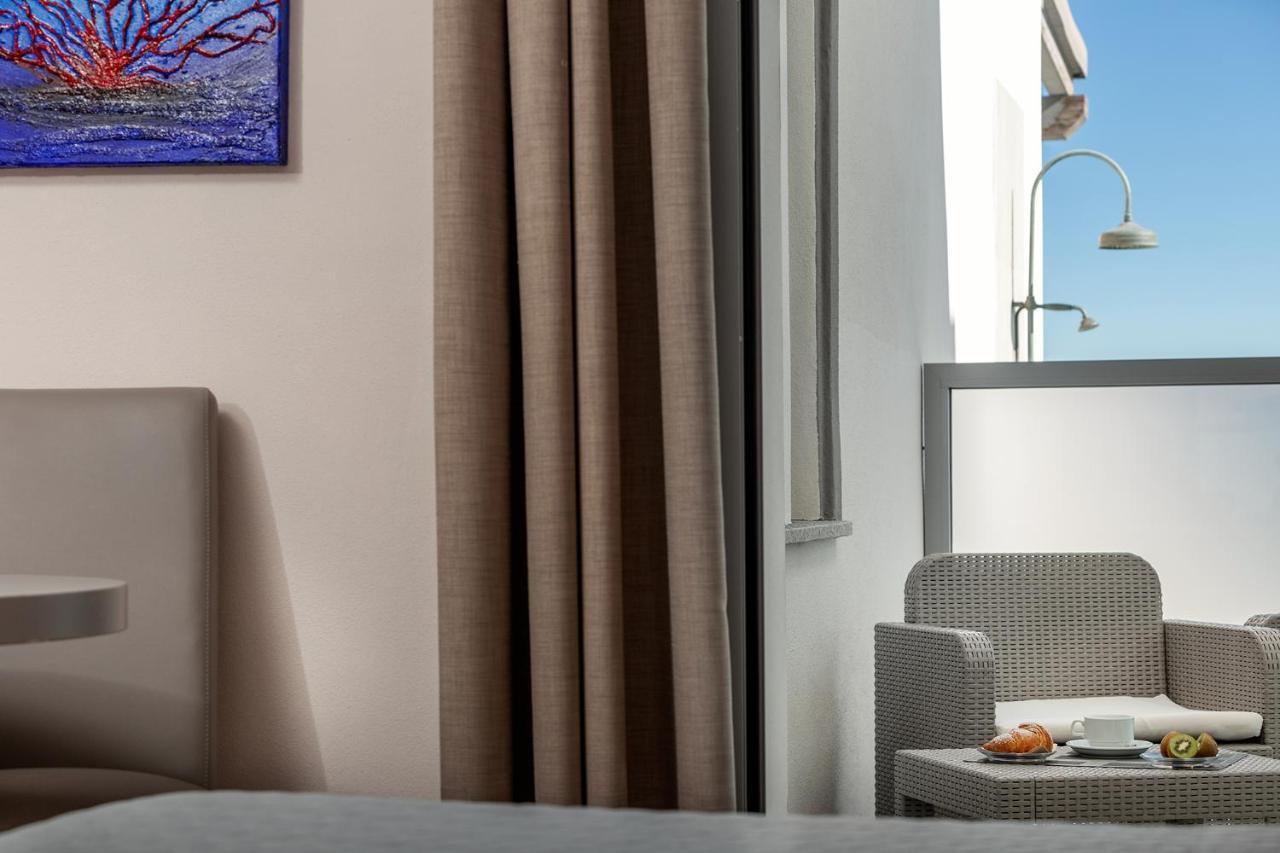 Capotesta Luxury Rooms Santa Teresa Gallura Zewnętrze zdjęcie