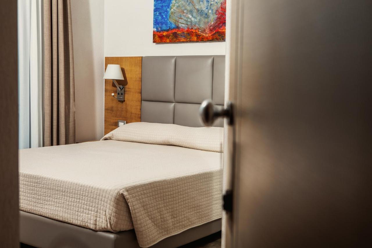 Capotesta Luxury Rooms Santa Teresa Gallura Zewnętrze zdjęcie