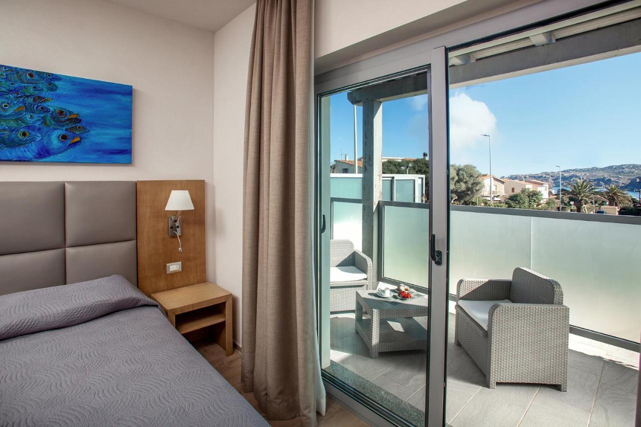 Capotesta Luxury Rooms Santa Teresa Gallura Zewnętrze zdjęcie