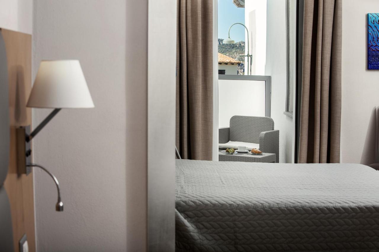 Capotesta Luxury Rooms Santa Teresa Gallura Zewnętrze zdjęcie